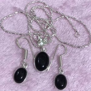 NEW 925 STERLING SILVER BLACK ONYX NECKLACE SET.